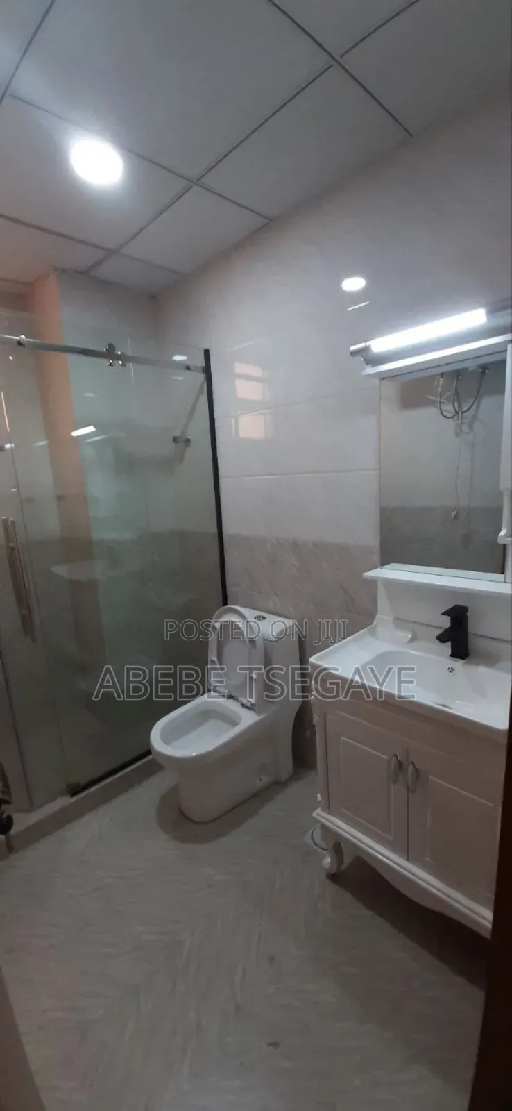 Furnished 2bdrm Apartment in Apartment, Yeka for rent