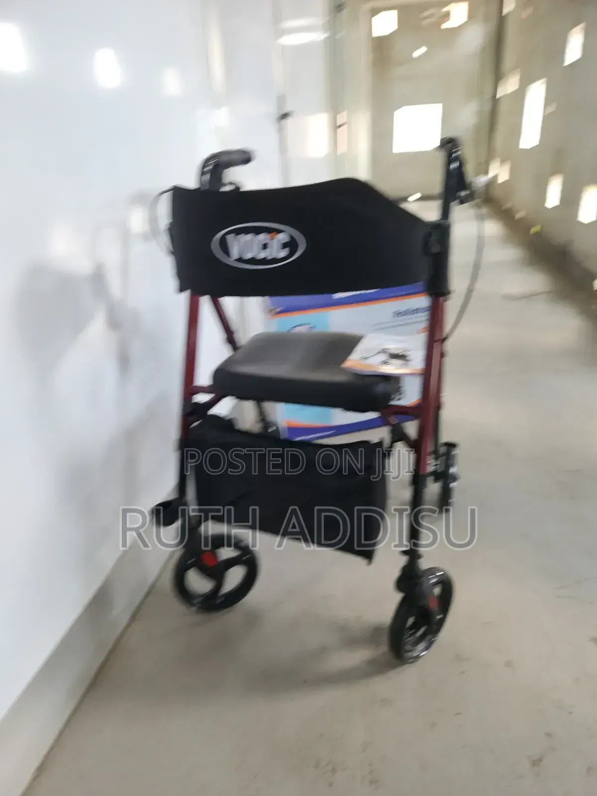 Walker Four Wheel Almunium Walker吃過walker鬥法walker前天walker