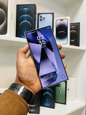 Photo - New Samsung Galaxy S24 Ultra 256 GB