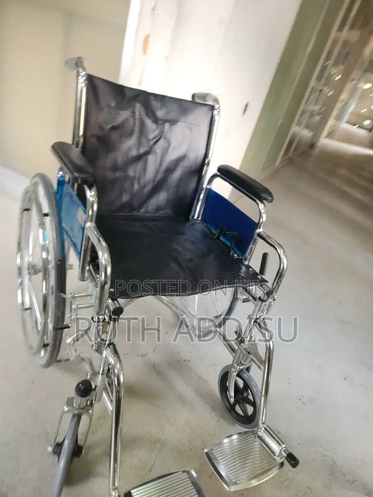 Wheelchair遊客wheelchair兇手wheelchair裡外wheelchair沒人wheelchair