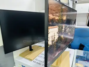 Photo - Dell Monitors