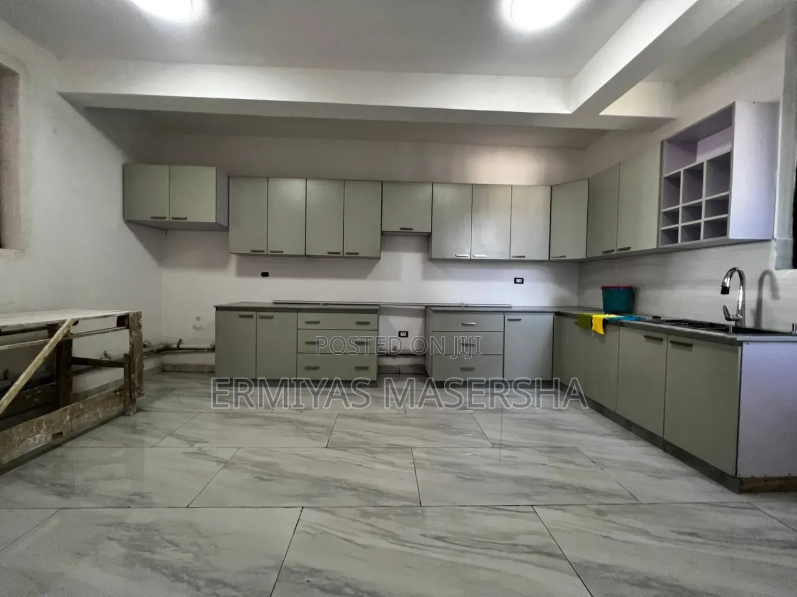 Furnished 3bdrm Apartment in Bole for sale