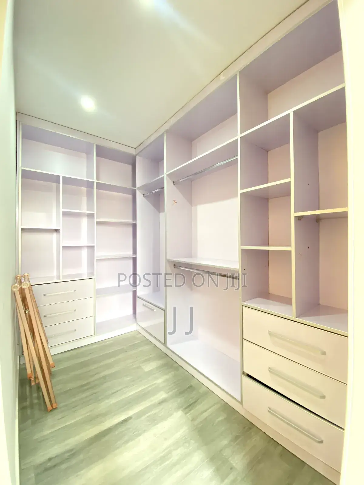 Furnished 3bdrm Apartment in Bole for rent