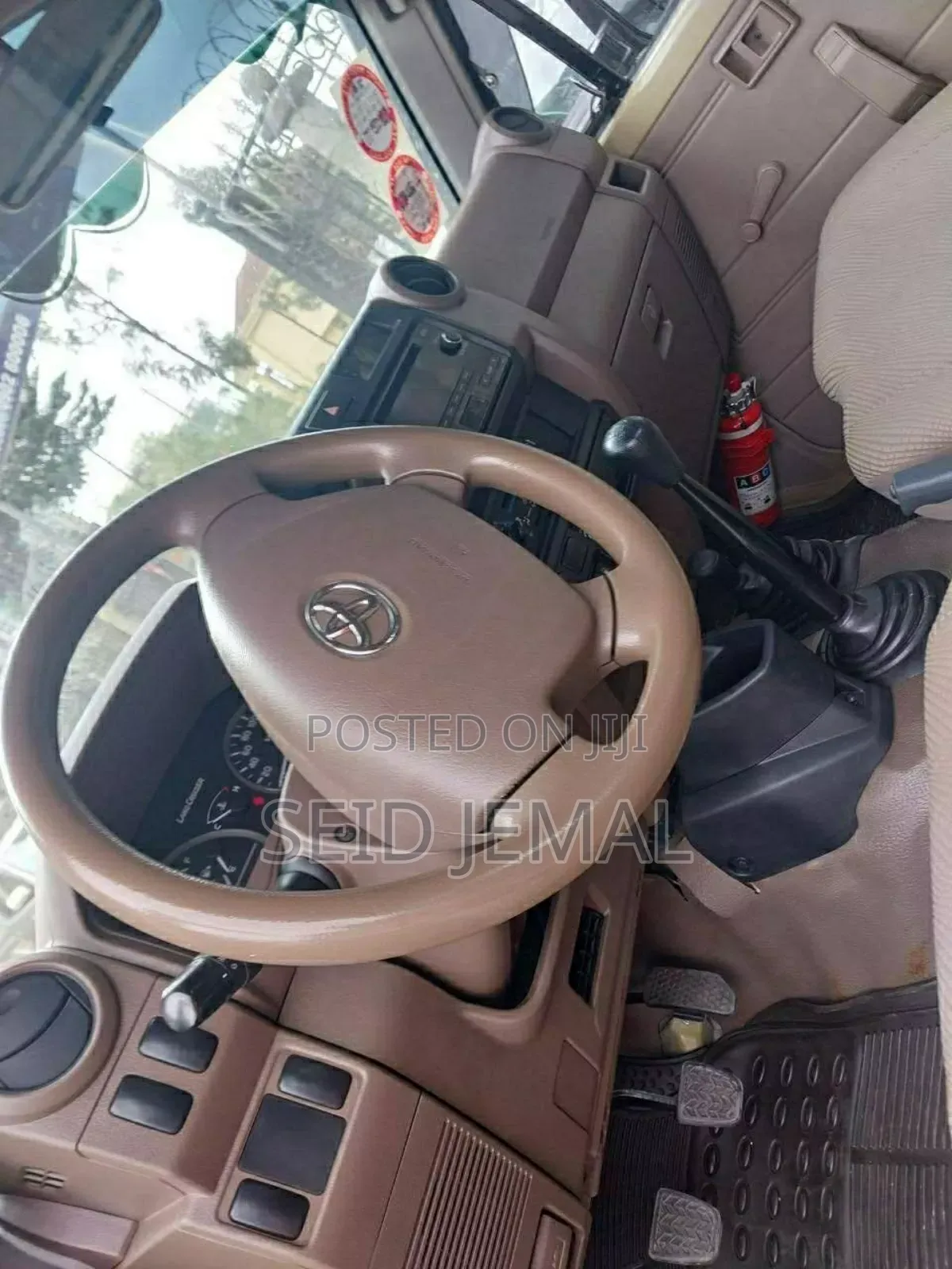 Toyota Hilux 2016 Silver