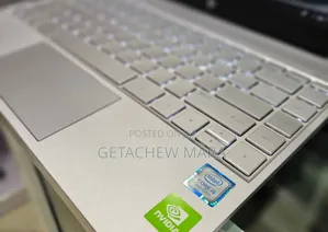 New Laptop HP Envy X360 8GB Intel Core I5 SSD 512GB