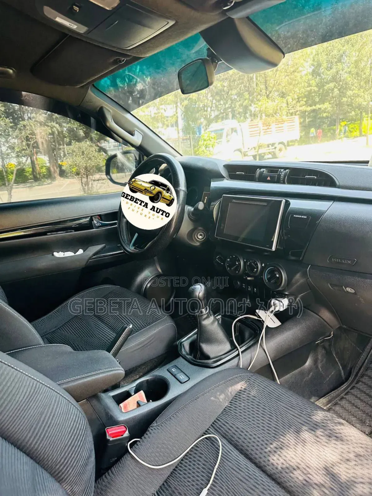 Toyota Hilux 2020 Silver