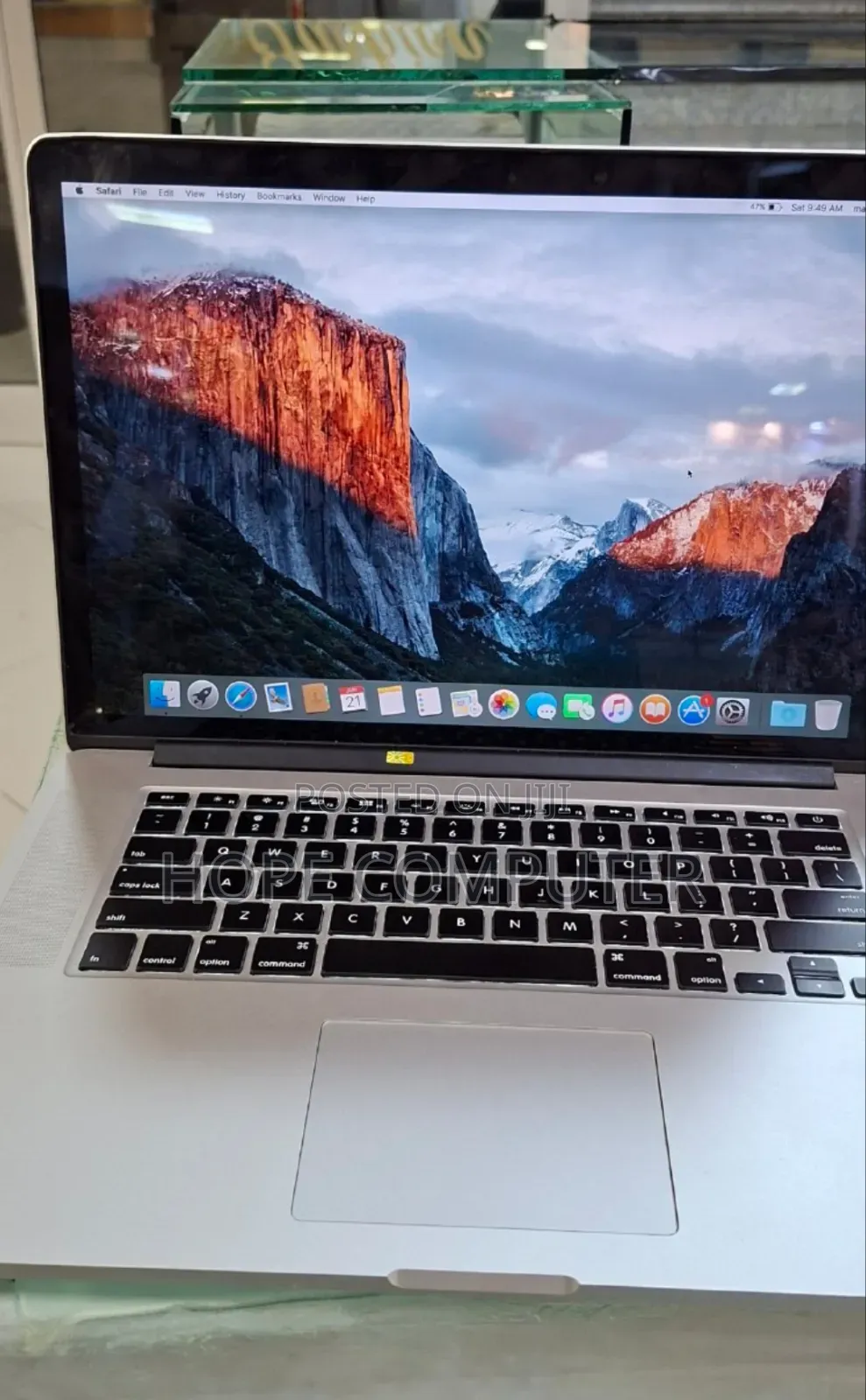 New Laptop Apple MacBook Pro 2015 16GB Intel Core I7 SSD 256GB