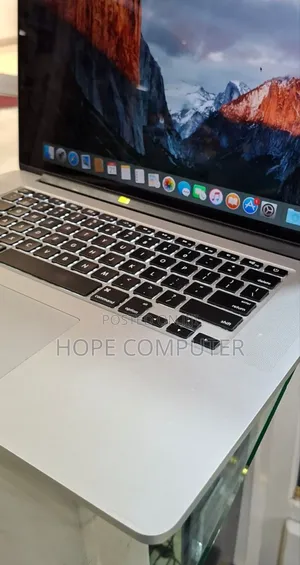 New Laptop Apple MacBook Pro 2015 16GB Intel Core I7 SSD 256GB