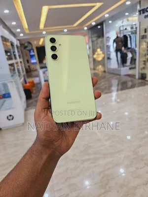 Photo - New Samsung Galaxy A54 128 GB Yellow