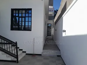 Photo - Furnished 5bdrm Villa in Akaky Kaliti for sale