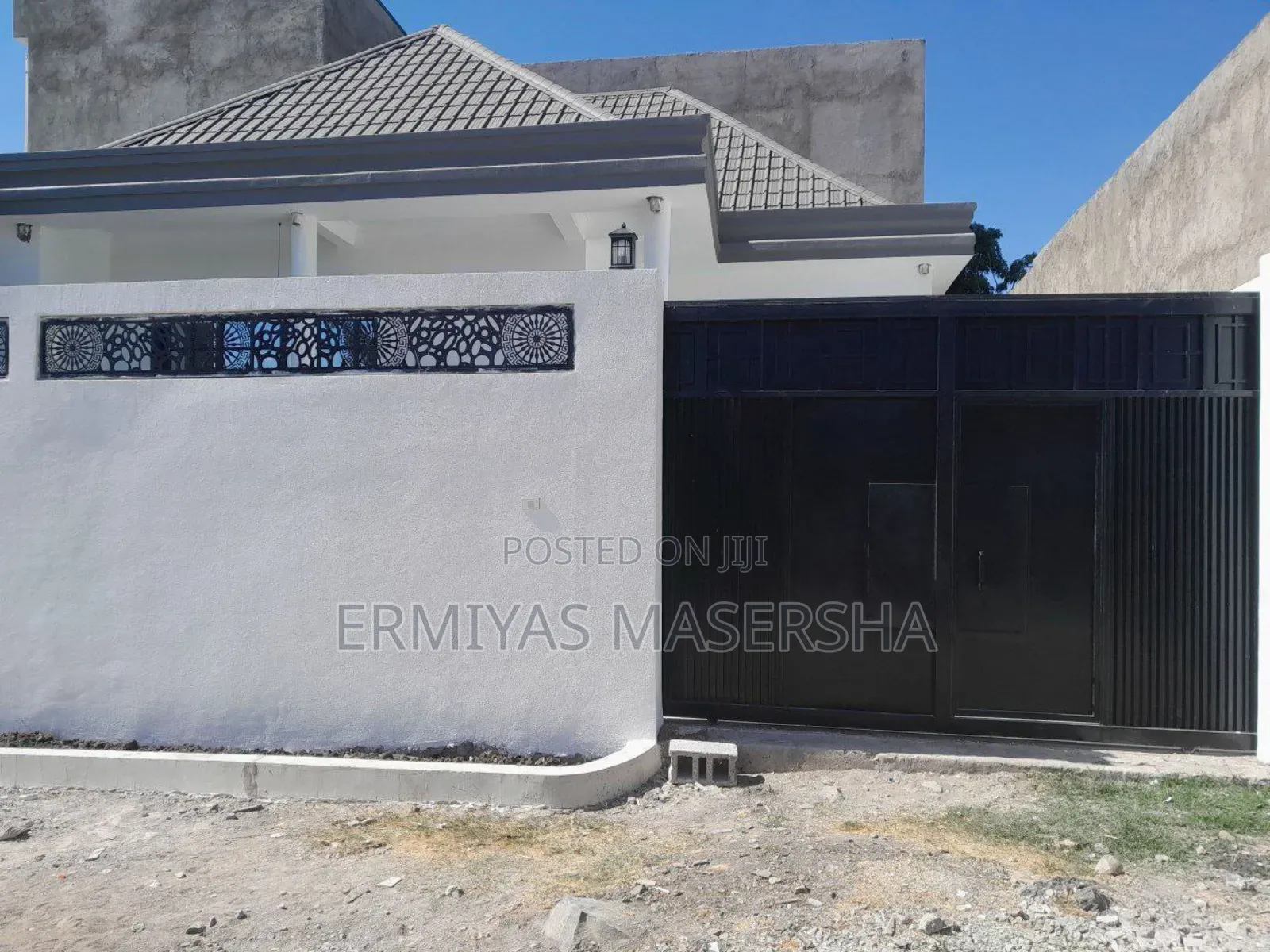Furnished 5bdrm Villa in Akaky Kaliti for sale