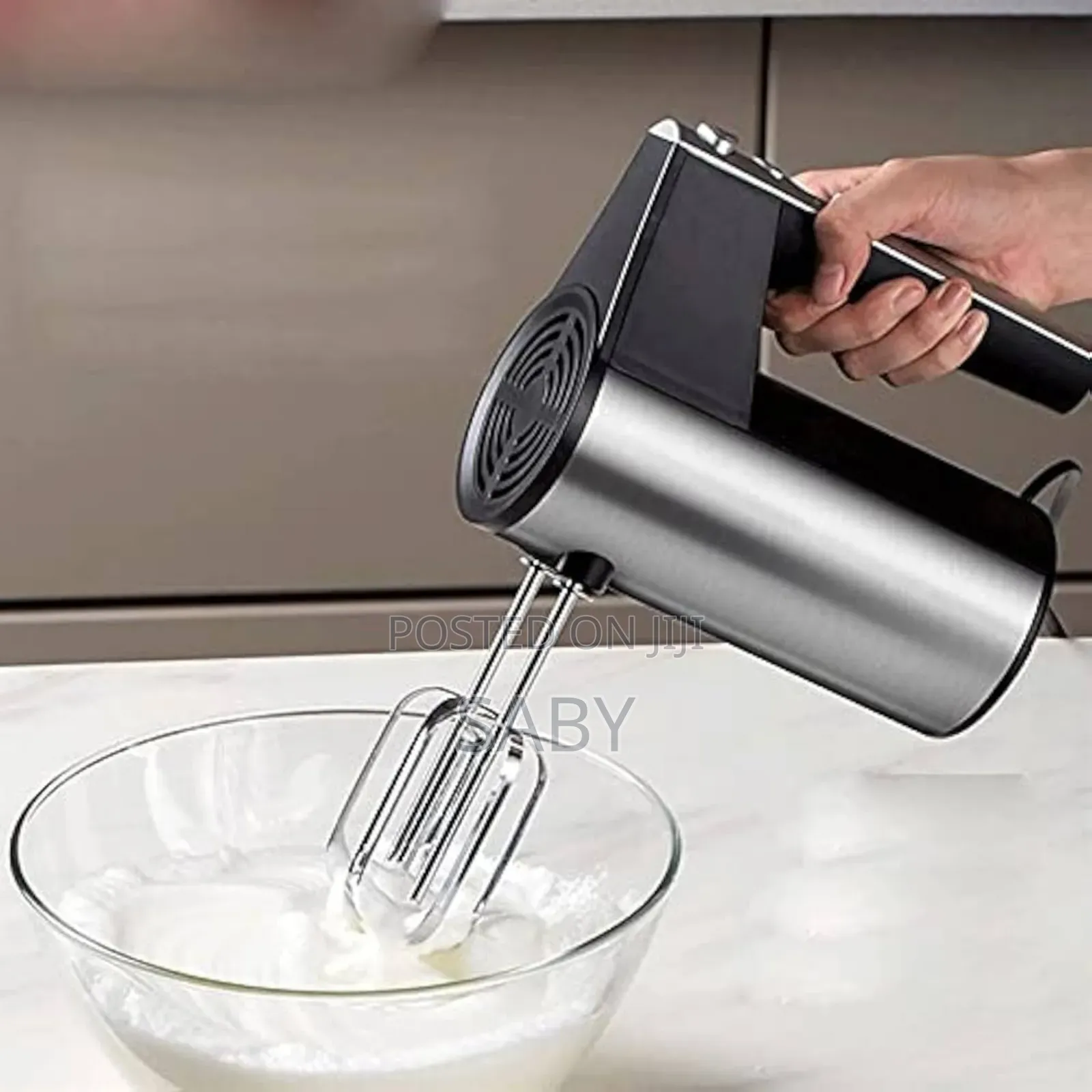 500 Watt Sayona Hand Mixer