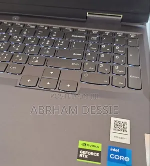 New Laptop Lenovo LOQ 15IRH8 16GB Intel Core I5 SSD 512GB