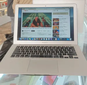 New Laptop Apple MacBook Air 2015 8GB Intel Core I5 SSD 512GB