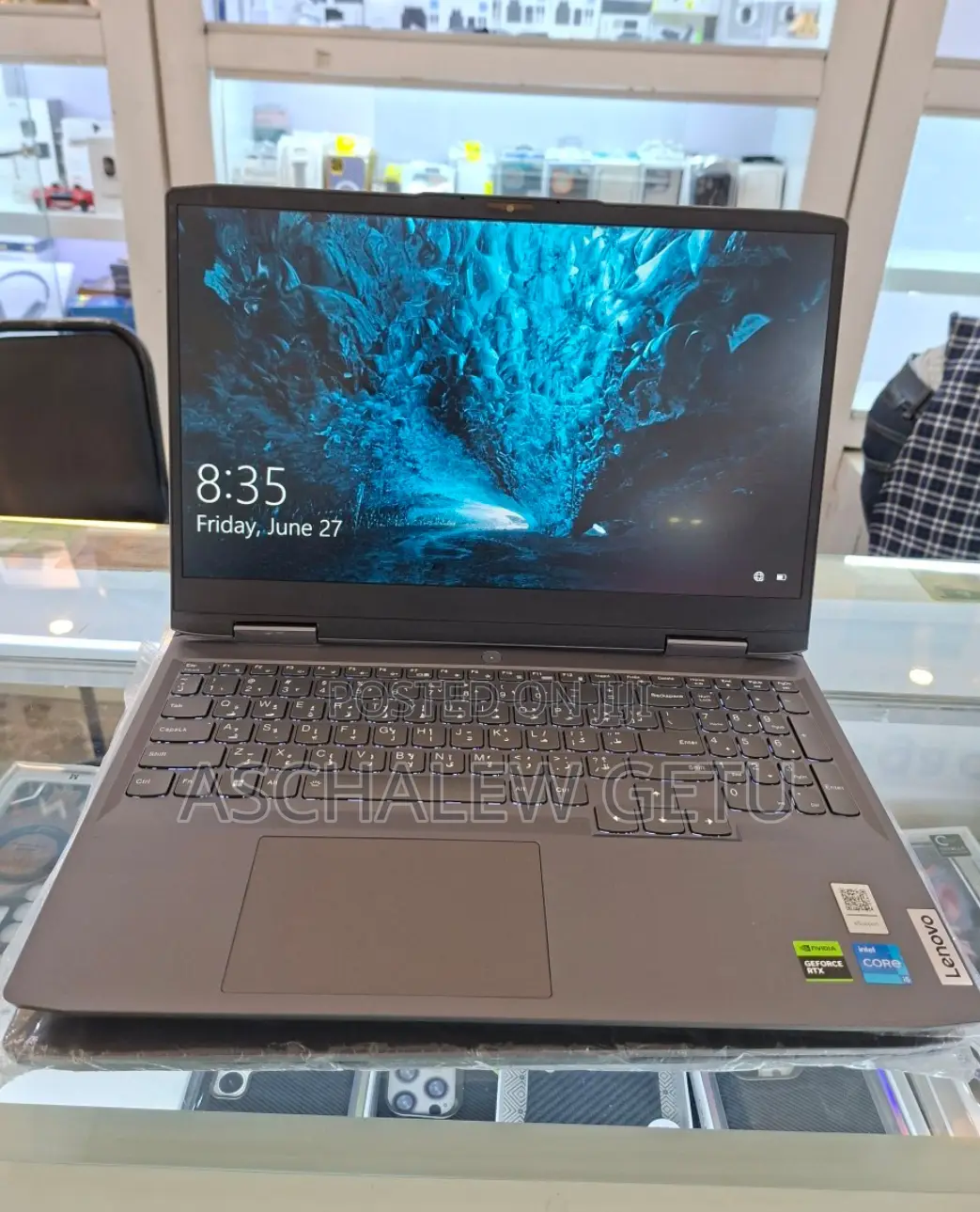 New Laptop Lenovo LOQ 15ARP9 16GB Intel Core I5 SSD 512GB