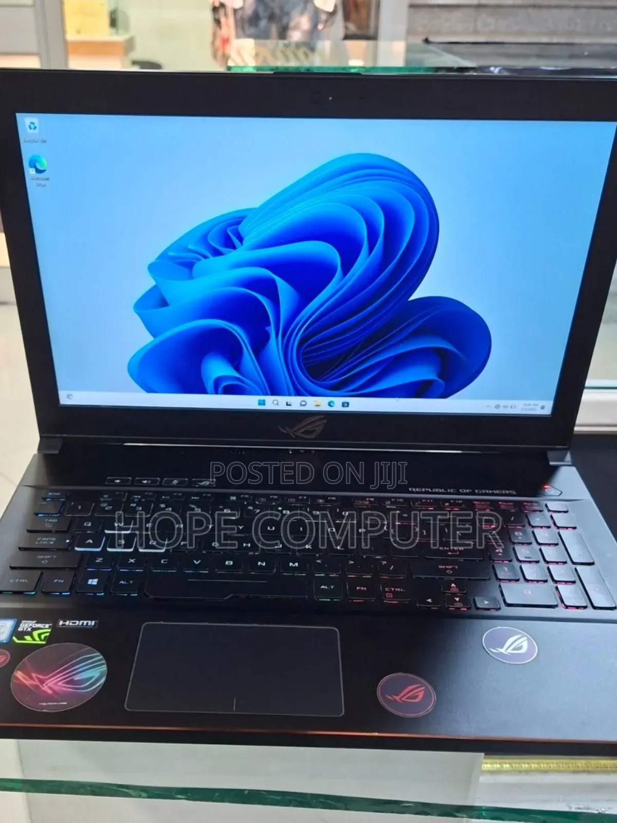 New Laptop Asus ROG Zephyrus G15 16GB Intel Core I7 SSD 128GB