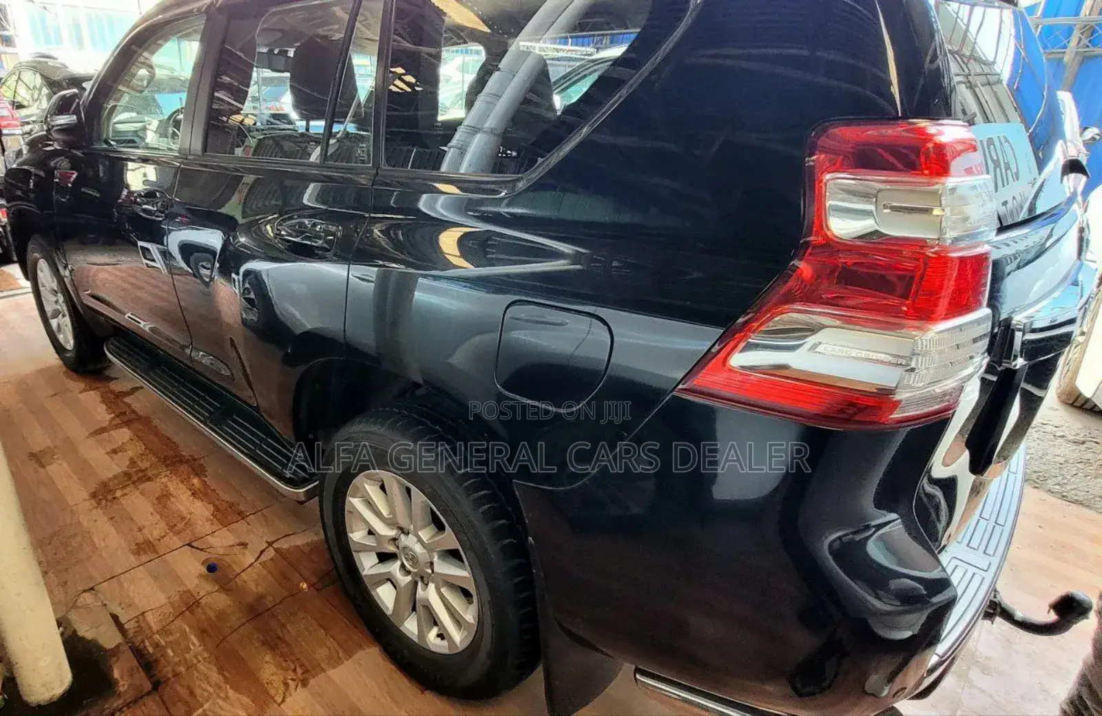 Toyota Land Cruiser Prado 2016 Black