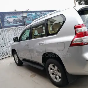 Toyota Land Cruiser Prado 2015 Silver
