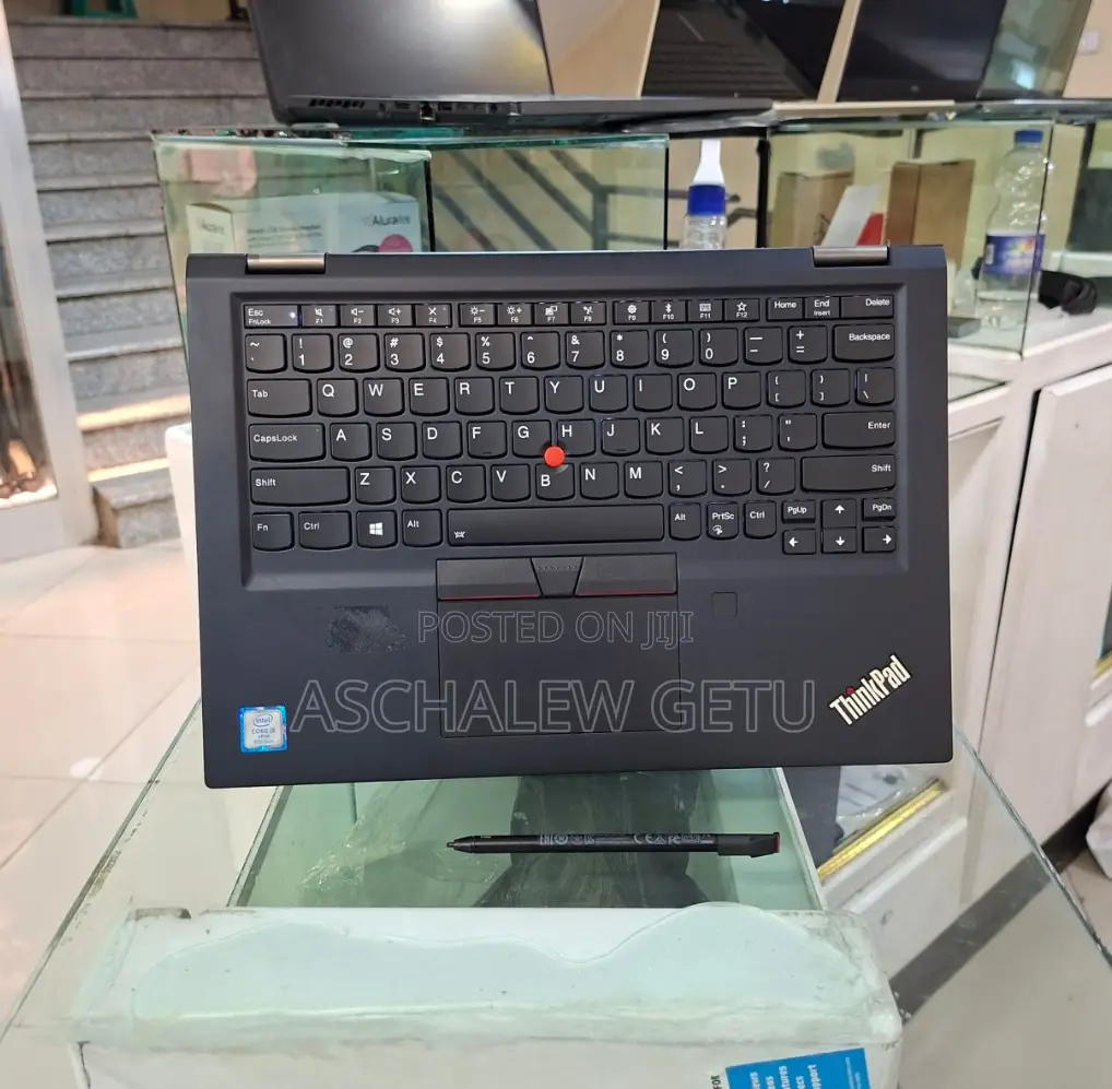 New Laptop Lenovo ThinkPad Yoga 8GB Intel Core I5 SSD 512GB