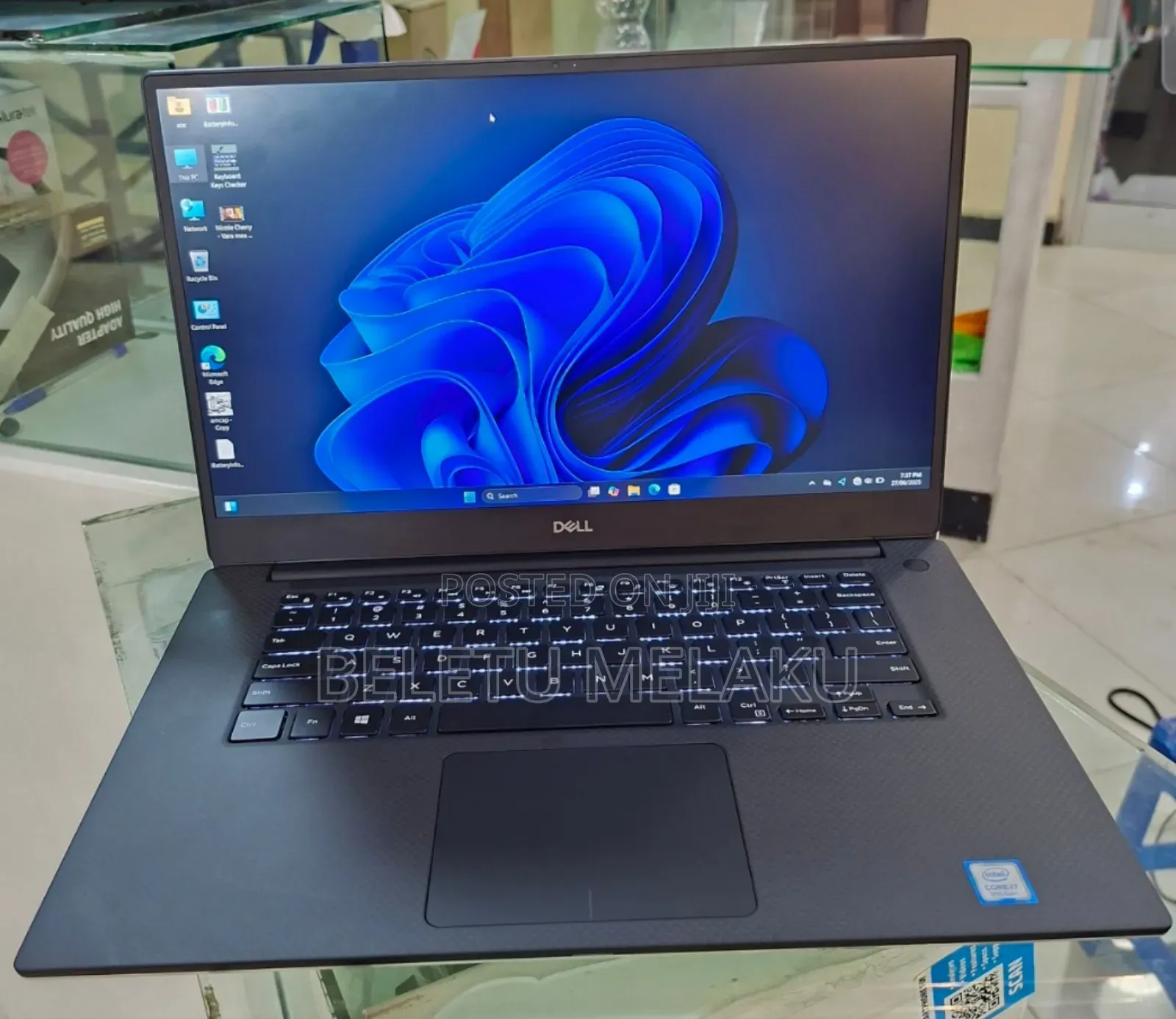 New Laptop Dell XPS 15 16GB Intel Core I7 SSD 512GB