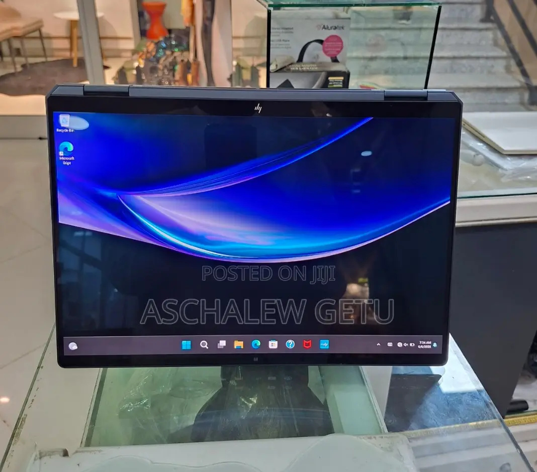 New Laptop HP Spectre 32GB Intel Core Ultra 7 SSD 1T