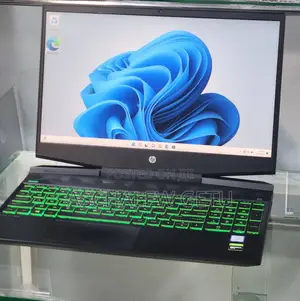 New Laptop HP Pavilion 15 4GB Intel Core I5 HDD 256GB