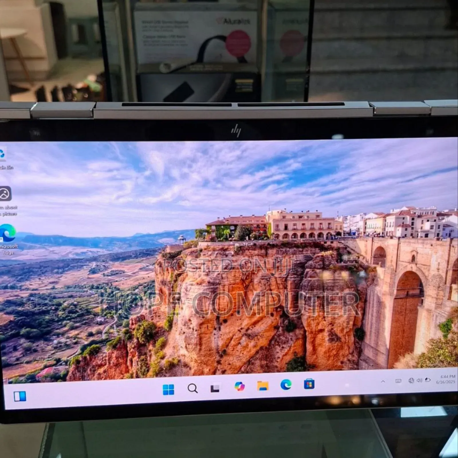 New Laptop HP Envy X360 16GB Intel Core I7 SSD 1T