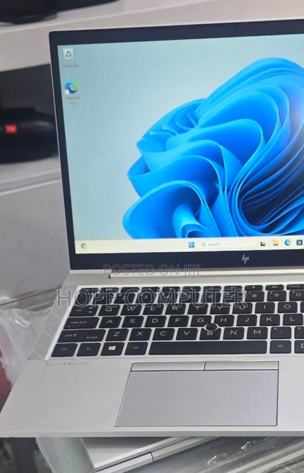 New Laptop HP EliteBook 840 G8 16GB Intel Core I7 SSD 512GB