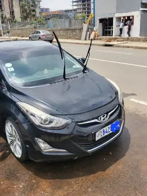 Photo - Hyundai Avante 2017 Black