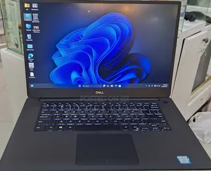 New Laptop Dell XPS 15 16GB Intel Core I7 SSD 512GB