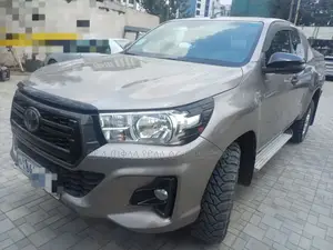 Toyota Hilux 2020 Brown