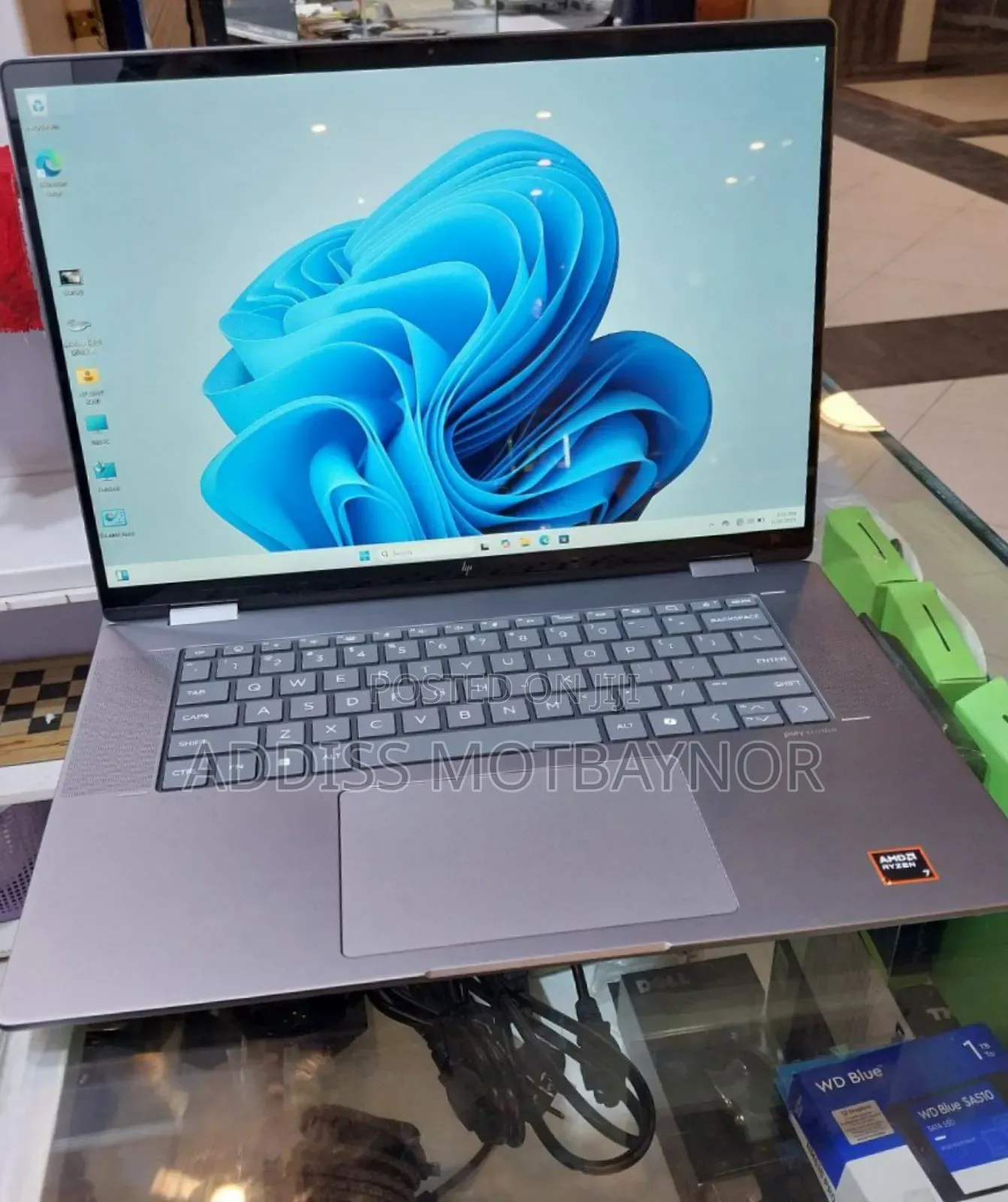 New Laptop HP Envy X360 16GB AMD Ryzen 7 SSD 1T