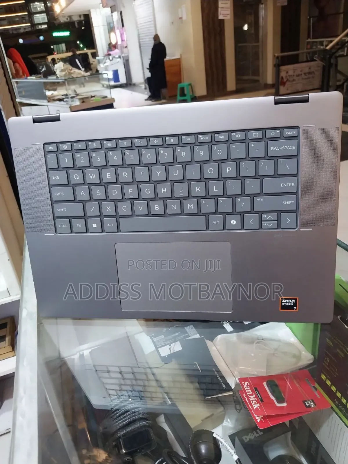 New Laptop HP Envy X360 16GB AMD Ryzen 7 SSD 1T