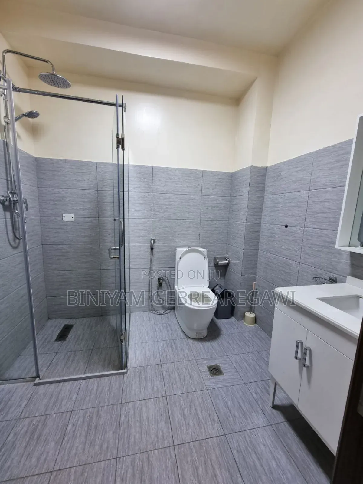 Furnished 3bdrm Apartment in Apartment, Yeka for rent