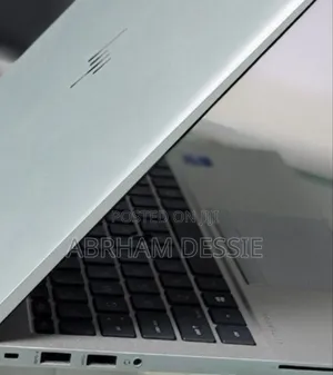 New Laptop HP EliteBook 840 G8 16GB Intel Core I7 SSD 512GB