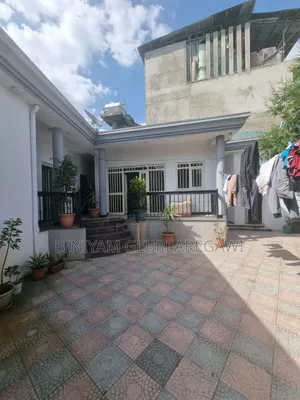 Photo - 5bdrm Villa in House, Yeka for rent