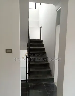 5bdrm House in G+1, Yeka for rent