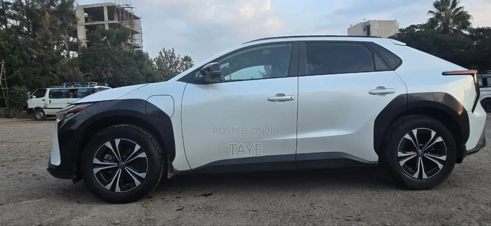 Toyota bZ4X 2023 Ivory