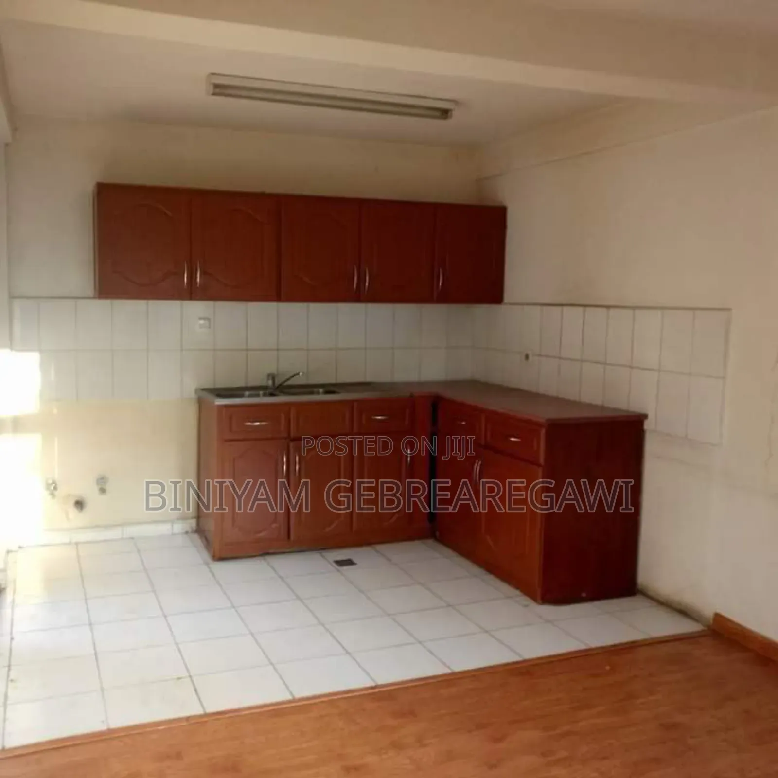 5bdrm House in G+1, Yeka for rent