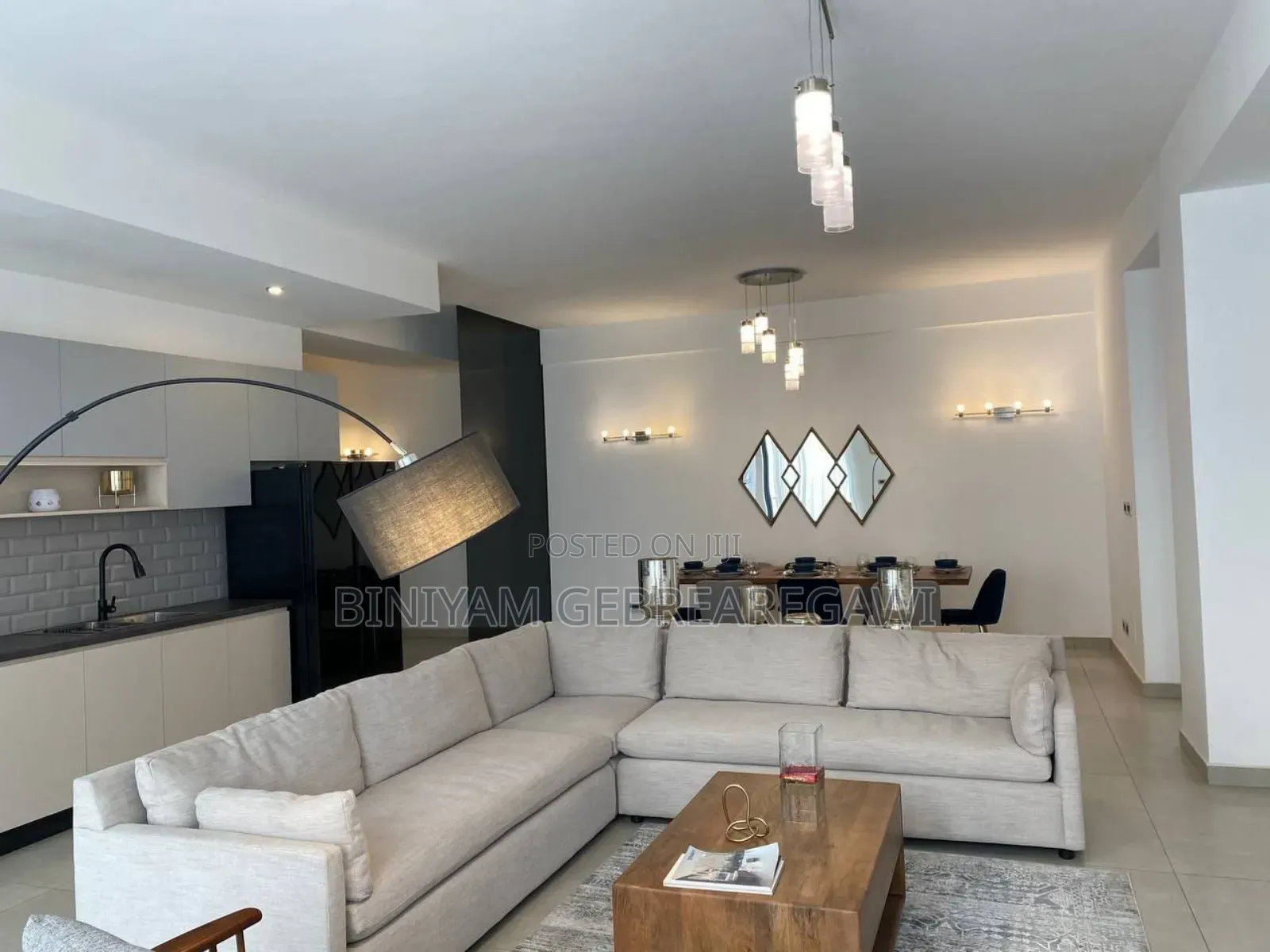 Furnished 4bdrm Apartment in Apartment, Yeka for rent