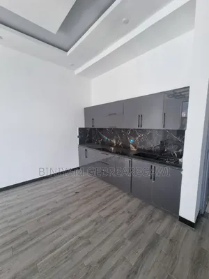 5bdrm Villa in House, Yeka for rent