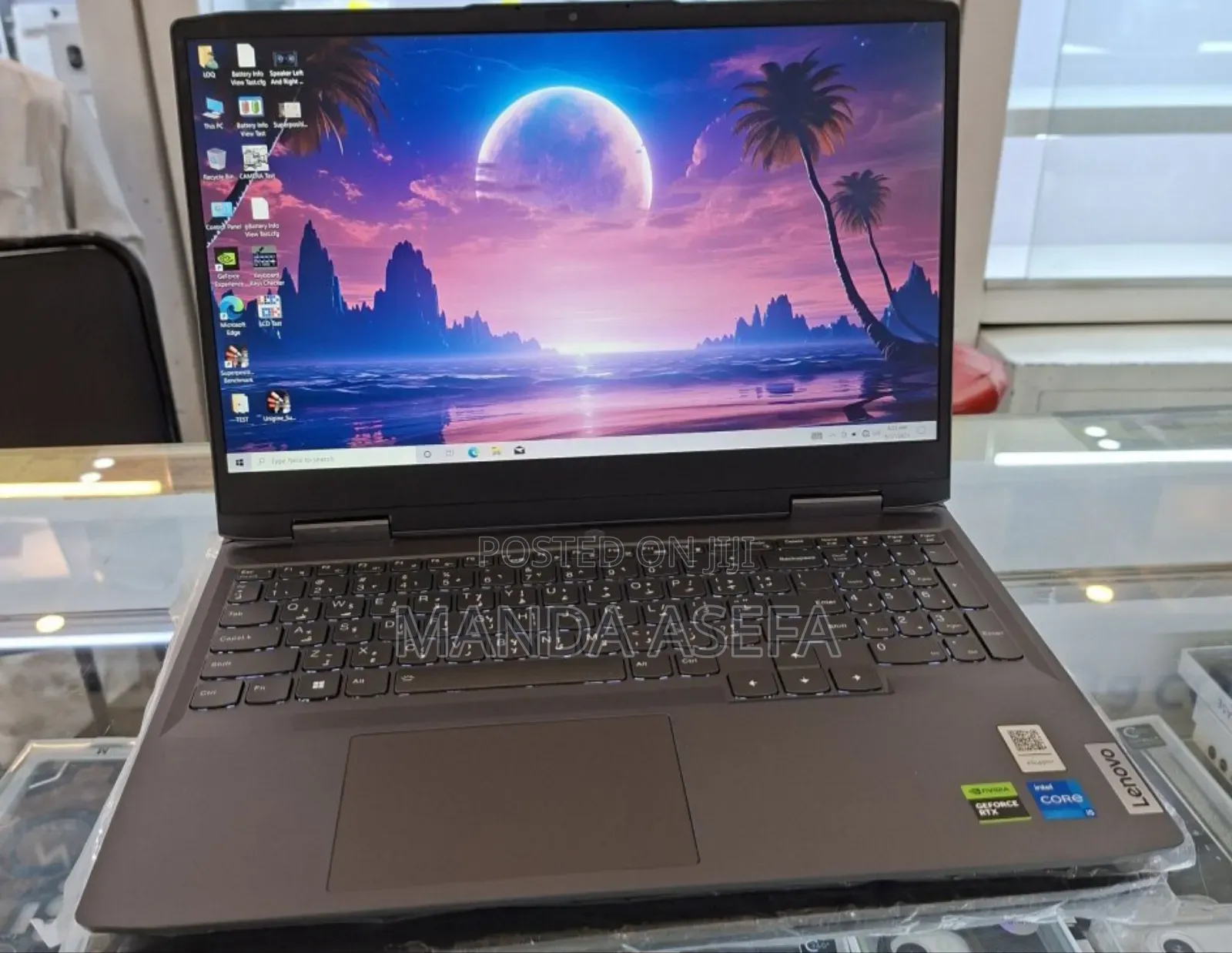 New Laptop Lenovo LOQ 15IRH8 16GB Intel Core I5 SSD 512GB