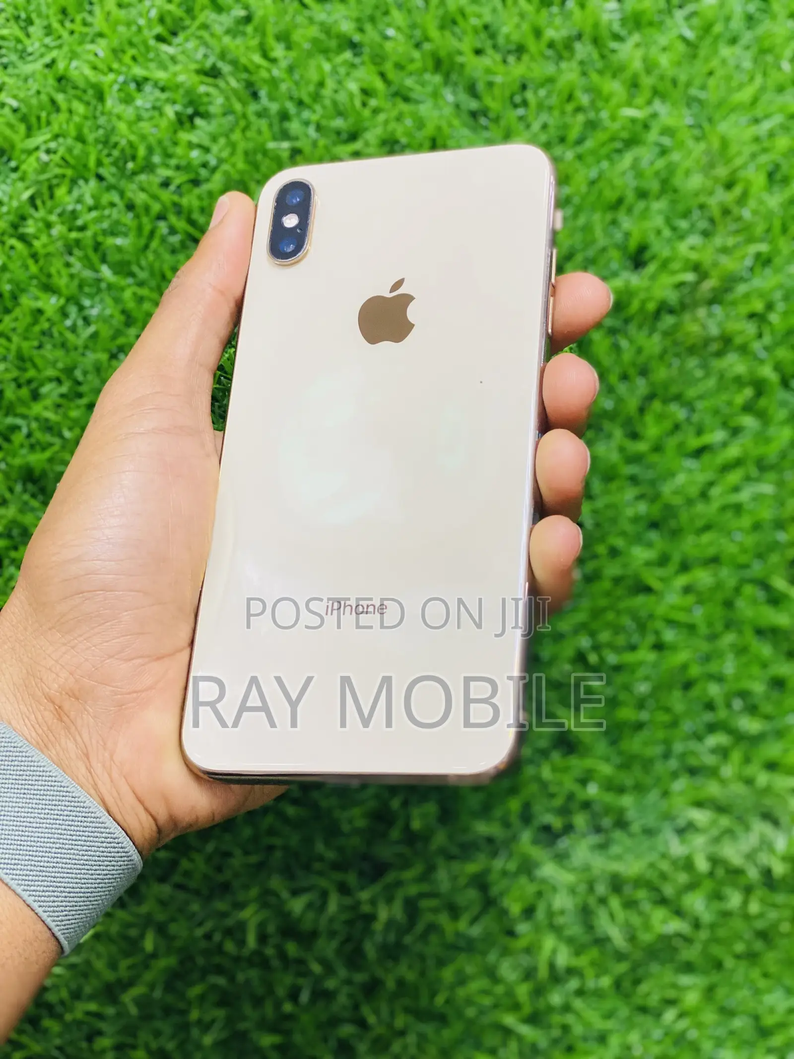 Apple iPhone XS Max 64 GB Gold