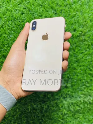 Apple iPhone XS Max 64 GB Gold