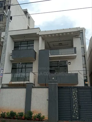 የሚሸጥ G+2 መኖርያ ቤት