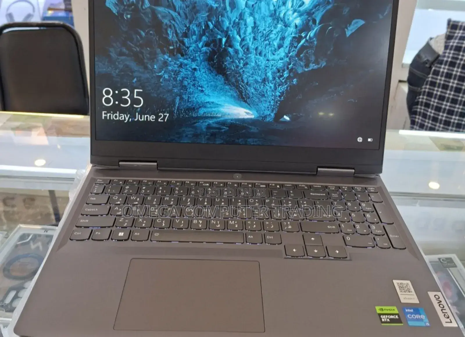 New Laptop Lenovo LOQ 15IRH8 16GB Intel Core i5 SSD 512GB