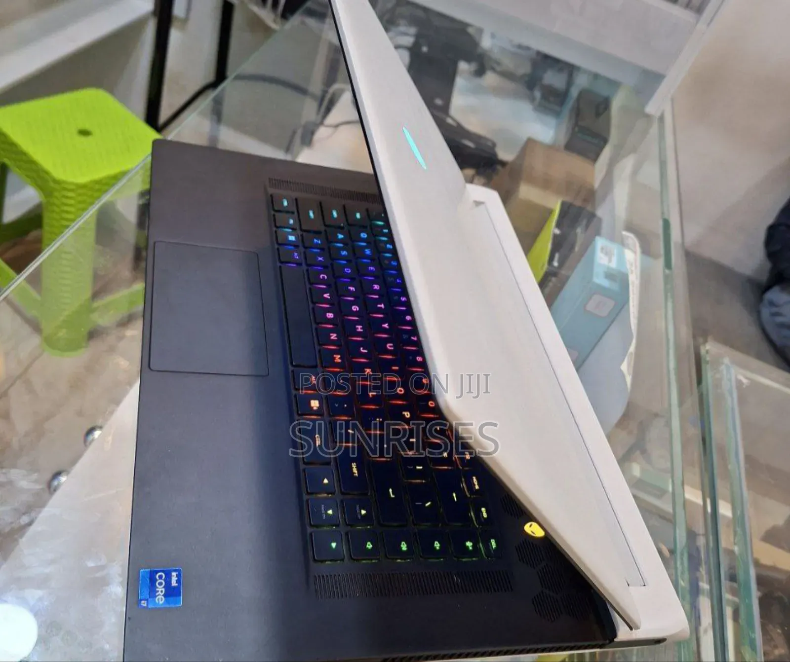 New Laptop Alienware M17x R2 32GB Intel Core I7 SSD 1T