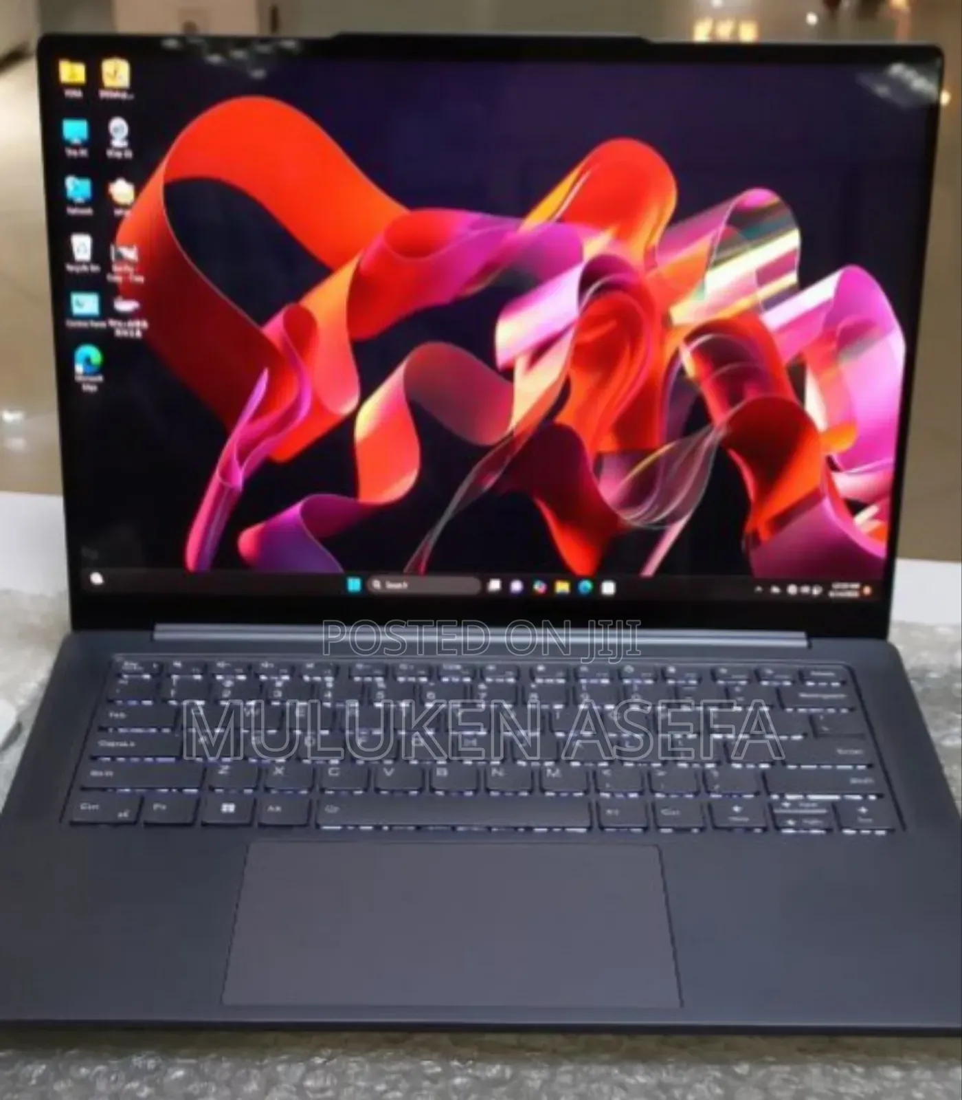 New Laptop Lenovo Yoga 3 8GB Intel Core I7 SSD 1T