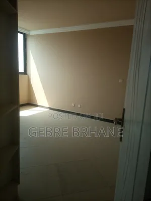 3bdrm Apartment in Apartment, Yeka for rent