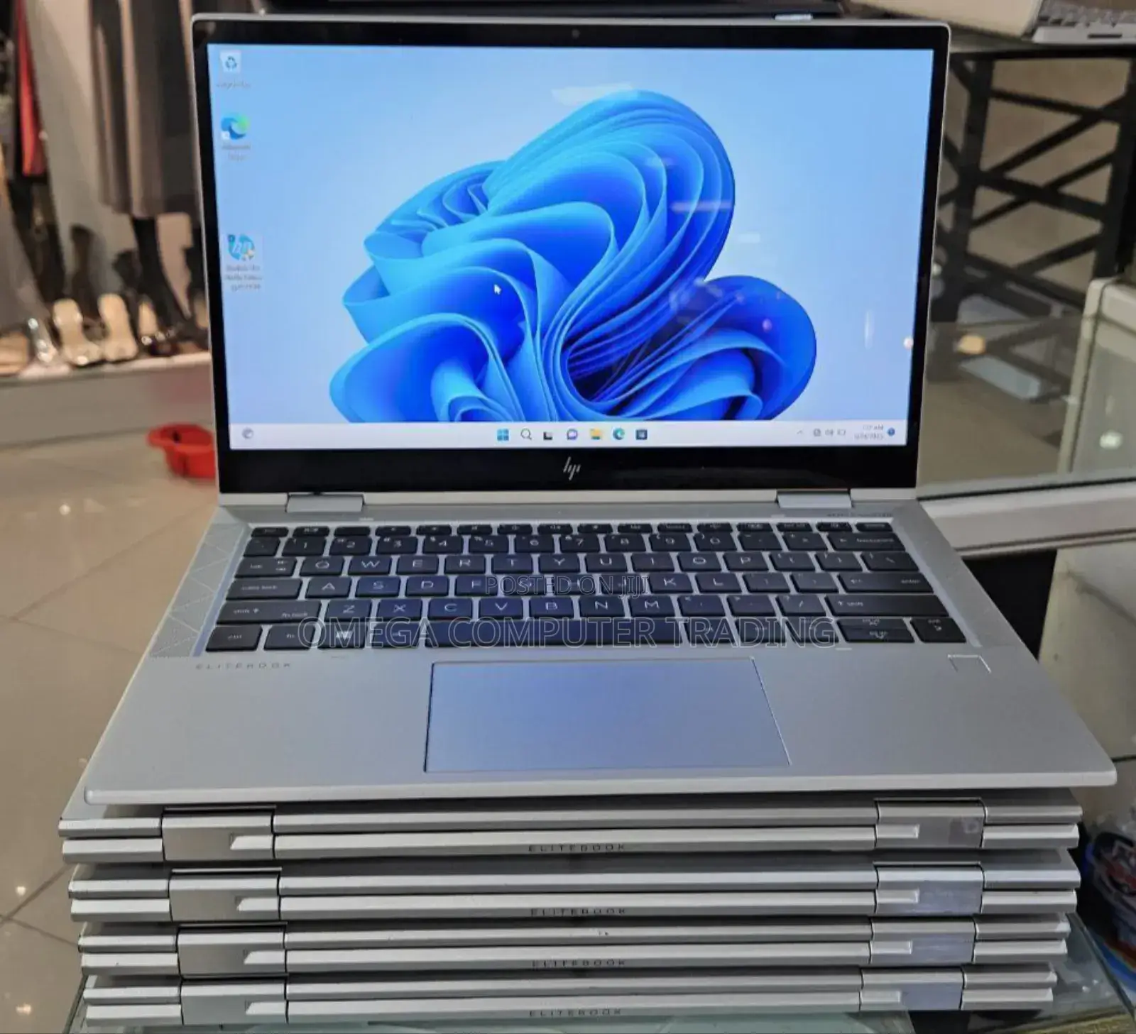 New Laptop HP x360 310 G2 16GB Intel Core i7 SSD 512GB